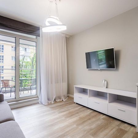 Petrovdom 408-467-471-277-377 In Central Park Cozy Apartments キエフ エクステリア 写真