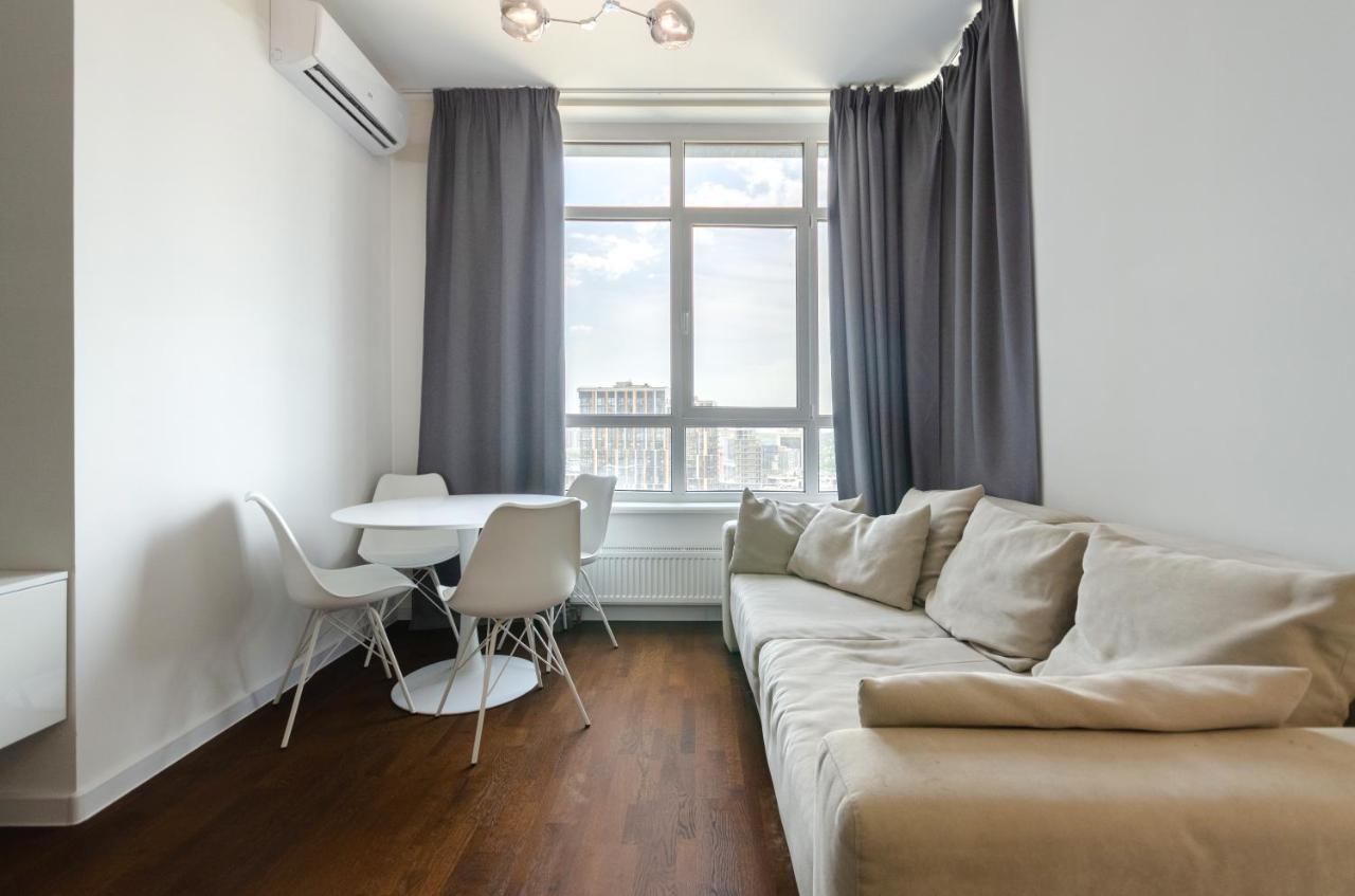 Petrovdom 408-467-471-277-377 In Central Park Cozy Apartments キエフ エクステリア 写真