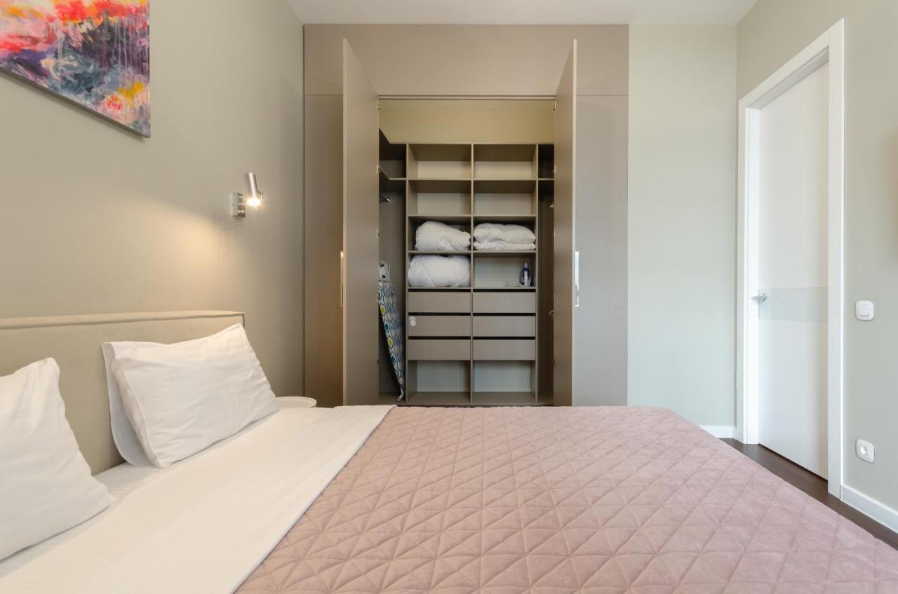 Petrovdom 408-467-471-277-377 In Central Park Cozy Apartments キエフ エクステリア 写真