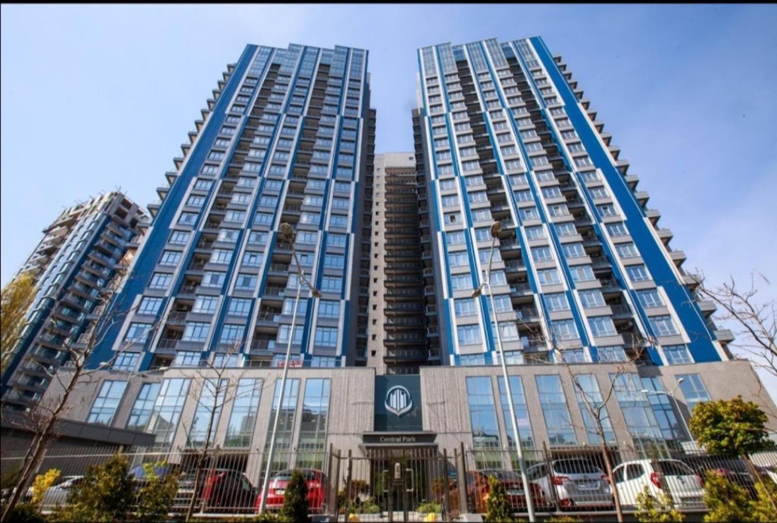 Petrovdom 408-467-471-277-377 In Central Park Cozy Apartments キエフ エクステリア 写真